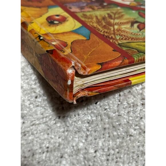 The Magical World of Teddies Catch That Hat Pop Up Book 2002 - Picture 4 of 7